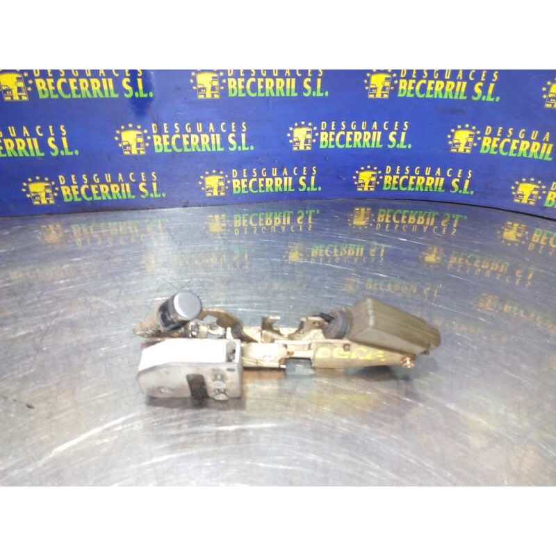 Recambio de cerradura puerta delantera derecha para renault trafic (desde 5.89) t 1100 referencia OEM IAM Recambio de cerradura puerta delantera derecha para renault trafic (desde 5.89) t 1100 referencia OEM IAM