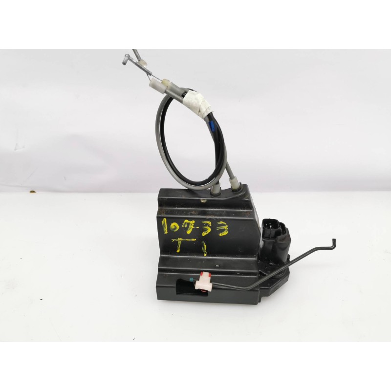 Recambio de cerradura puerta trasera izquierda para ssangyong actyon 200 xdi referencia OEM IAM Recambio de cerradura puerta trasera izquierda para ssangyong actyon 200 xdi referencia OEM IAM