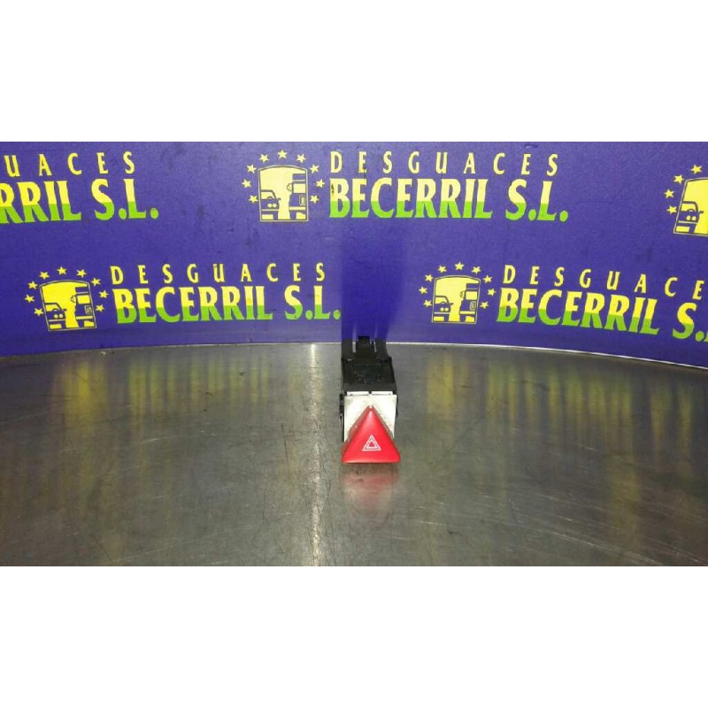 Recambio de warning para volkswagen passat berlina (3c2) highline referencia OEM IAM Recambio de warning para volkswagen passat berlina (3c2) highline referencia OEM IAM