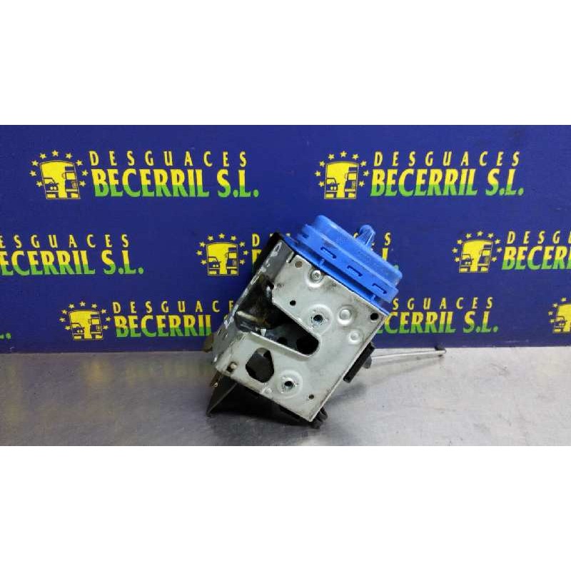 Recambio de cerradura puerta trasera derecha para audi a4 avant (b5) 2.5 tdi referencia OEM IAM   