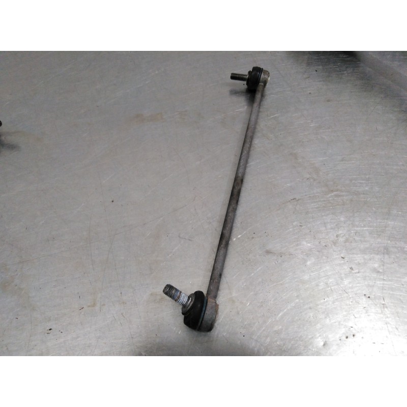 Recambio de tirante delantero izquierdo para peugeot 208 active referencia OEM IAM Recambio de tirante delantero izquierdo para peugeot 208 active referencia OEM IAM