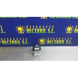 Recambio de mando elevalunas delantero derecho para renault megane ii berlina 5p authentique referencia OEM IAM 8200315013  