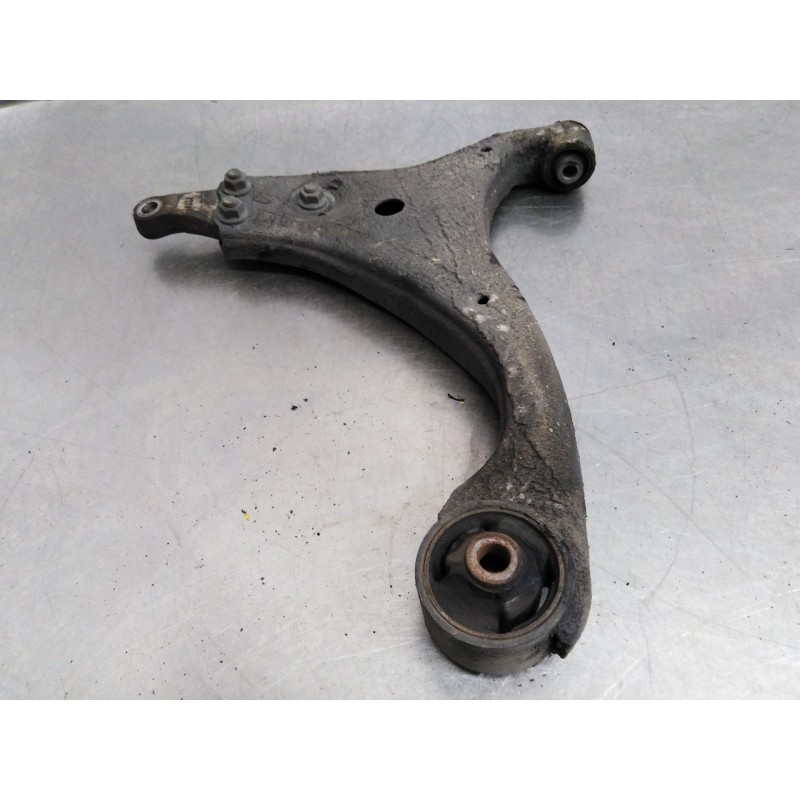 Recambio de brazo suspension inferior delantero izquierdo para kia cee´d drive referencia OEM IAM Recambio de brazo suspension inferior delantero izquierdo para kia cee´d drive referencia OEM IAM