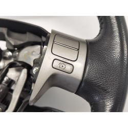 Recambio de volante para toyota corolla (e15) luna referencia OEM IAM   