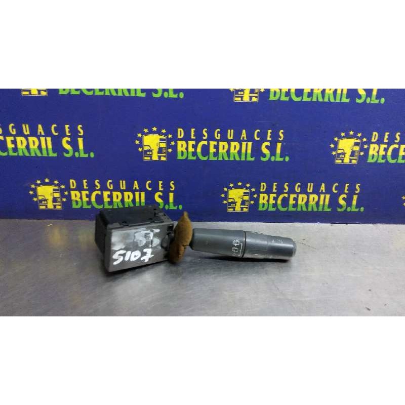Recambio de mando limpia para peugeot 306 berlina 3/5 puertas (s1) style d referencia OEM IAM 96171693 Recambio de mando limpia para peugeot 306 berlina 3/5 puertas (s1) style d referencia OEM IAM 96171693