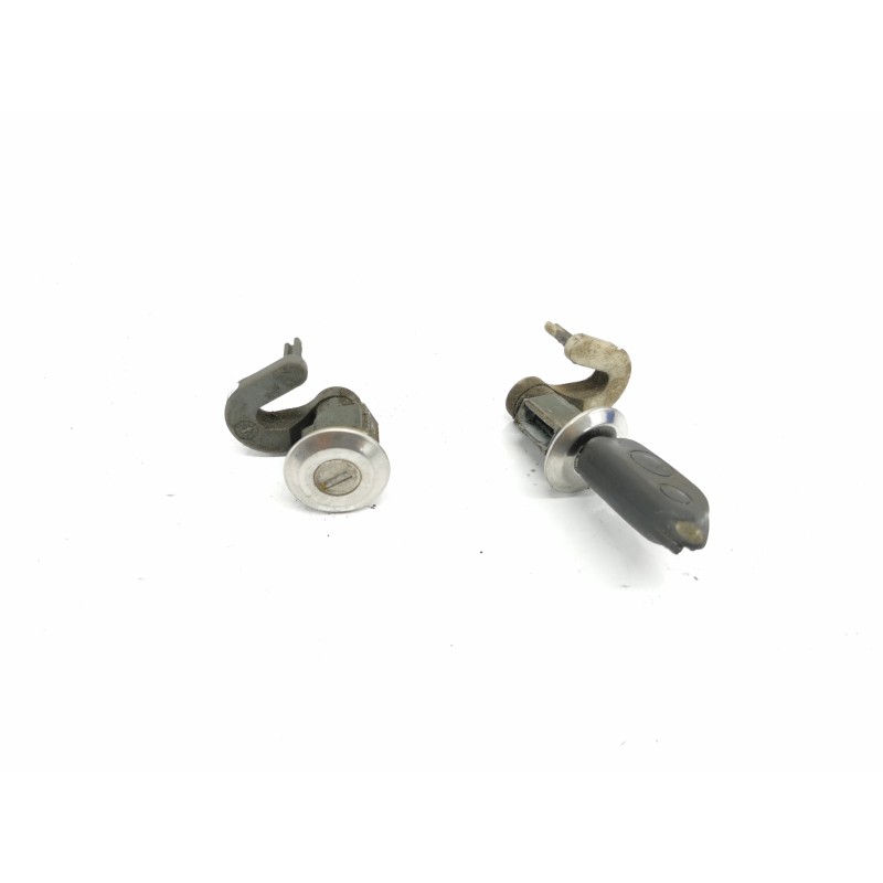 Recambio de bombin puerta delantera izquierda para peugeot 306 berlina 3/4/5 puertas (s2) xt referencia OEM IAM   