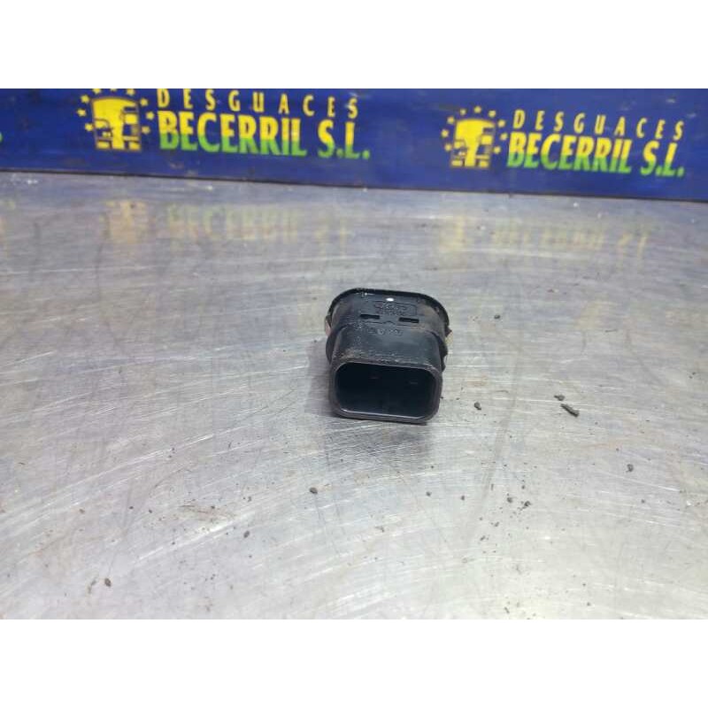 Recambio de mando elevalunas delantero derecho para ford mondeo berlina (gd) ambiente referencia OEM IAM 1027749  
