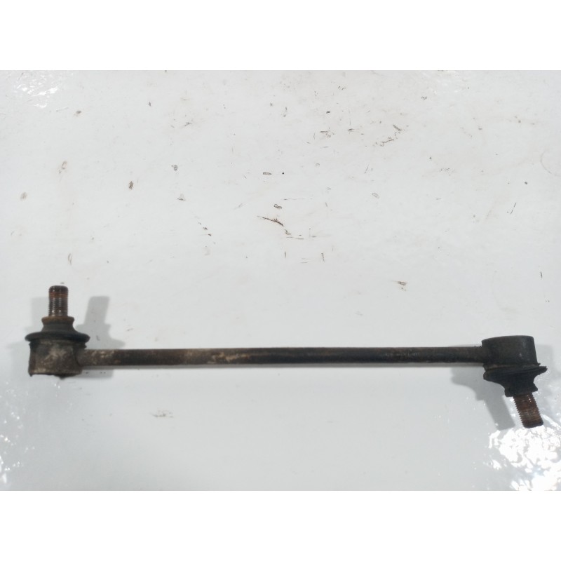 Recambio de tirante delantero derecho para toyota corolla verso (r1) 2.2 d-4d luna referencia OEM IAM   