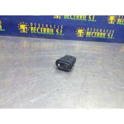 Recambio de mando elevalunas trasero derecho para ford mondeo berlina (gd) ambiente referencia OEM IAM   