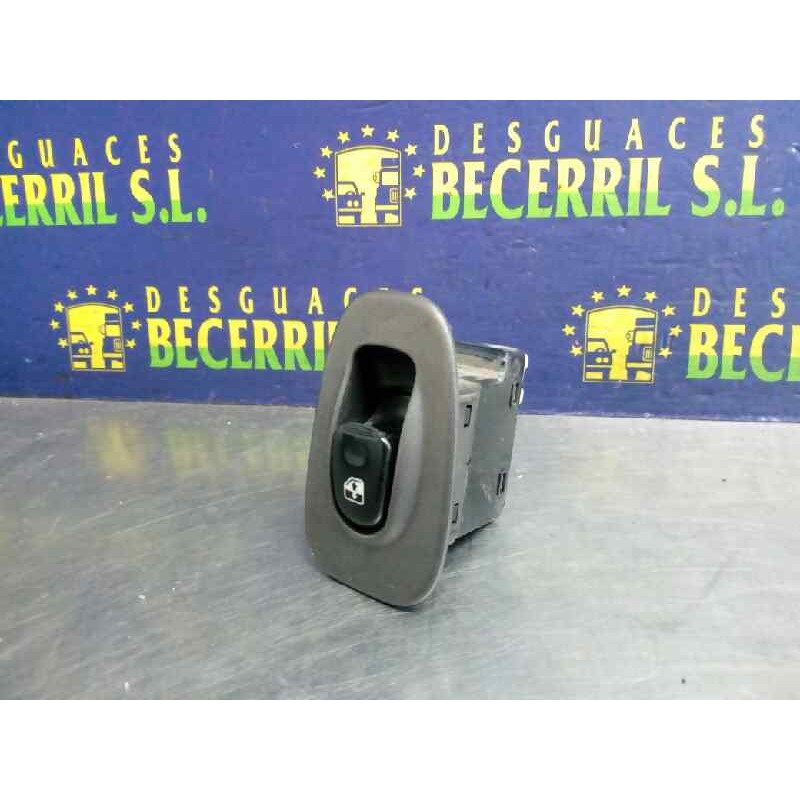 Recambio de mando elevalunas trasero izquierdo para hyundai accent (lc) crdi gls world cup referencia OEM IAM Recambio de mando elevalunas trasero izquierdo para hyundai accent (lc) crdi gls world cup referencia OEM IAM