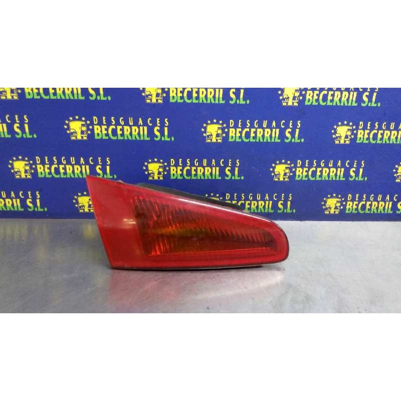 Recambio de piloto trasero central izquierdo para alfa romeo 147 (190) 1.9 jtd impression referencia OEM IAM Recambio de piloto trasero central izquierdo para alfa romeo 147 (190) 1.9 jtd impression referencia OEM IAM