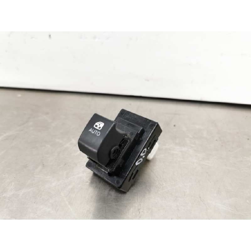Recambio de mando elevalunas delantero derecho para kia cee´d sporty wagon tx referencia OEM IAM Recambio de mando elevalunas delantero derecho para kia cee´d sporty wagon tx referencia OEM IAM