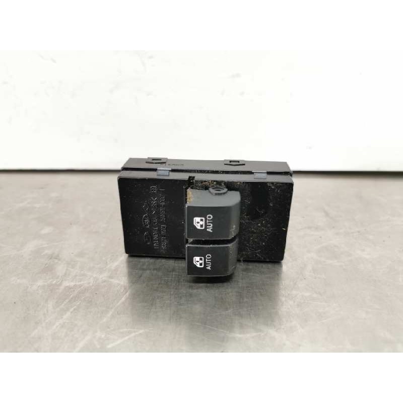 Recambio de mando elevalunas delantero izquierdo para kia cee´d sporty wagon tx referencia OEM IAM Recambio de mando elevalunas delantero izquierdo para kia cee´d sporty wagon tx referencia OEM IAM