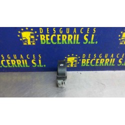 Recambio de mando elevalunas delantero derecho para renault scenic ii confort authentique referencia OEM IAM 8200315027  