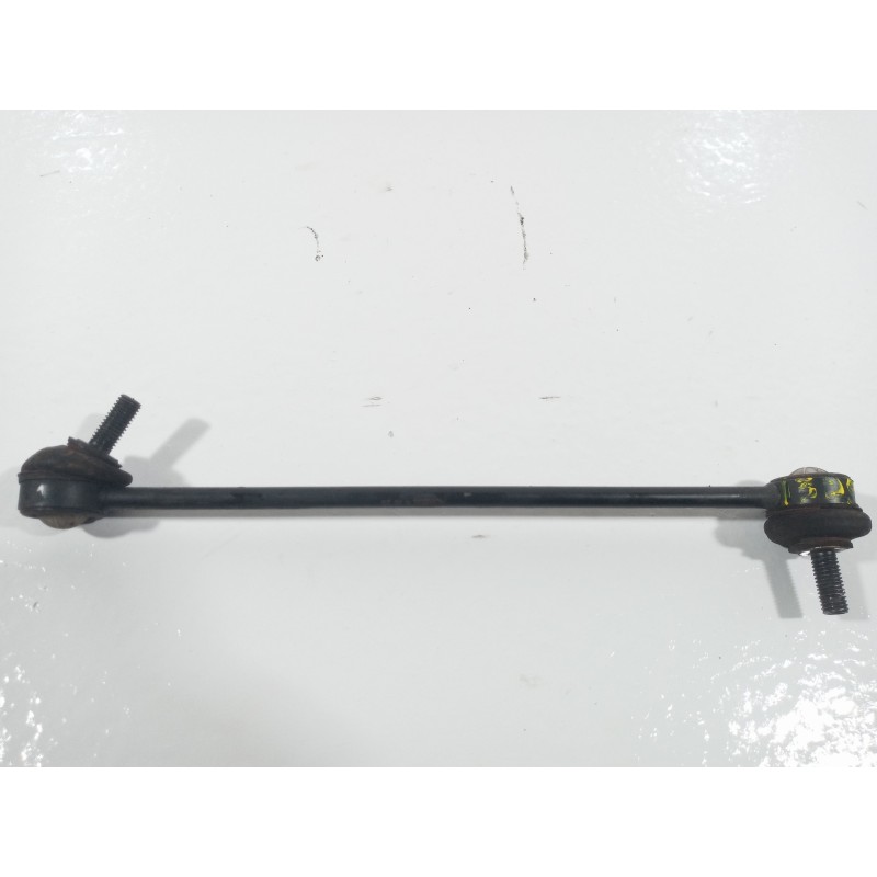 Recambio de tirante delantero derecho para peugeot 407 st confort pack referencia OEM IAM Recambio de tirante delantero derecho para peugeot 407 st confort pack referencia OEM IAM