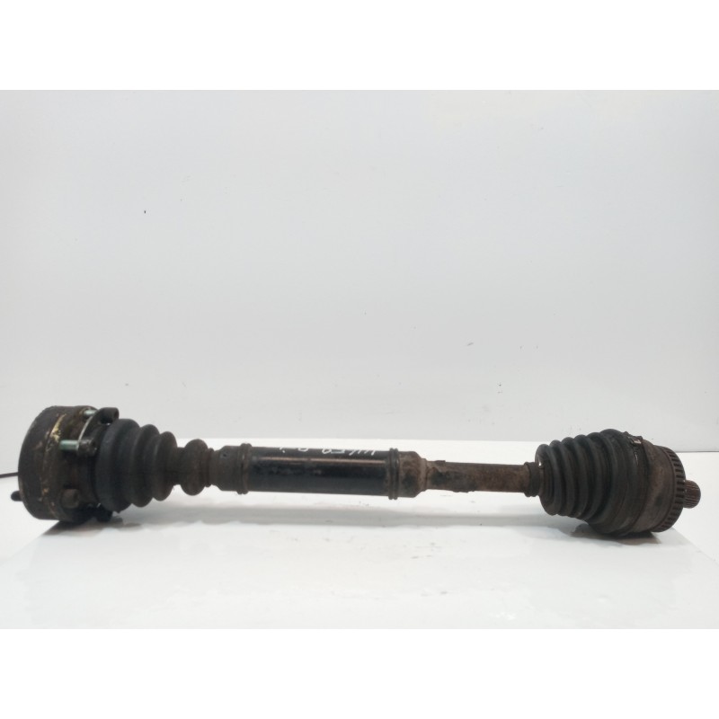 Recambio de transmision delantera izquierda para audi a4 berlina (b5) 1.8 referencia OEM IAM Recambio de transmision delantera izquierda para audi a4 berlina (b5) 1.8 referencia OEM IAM