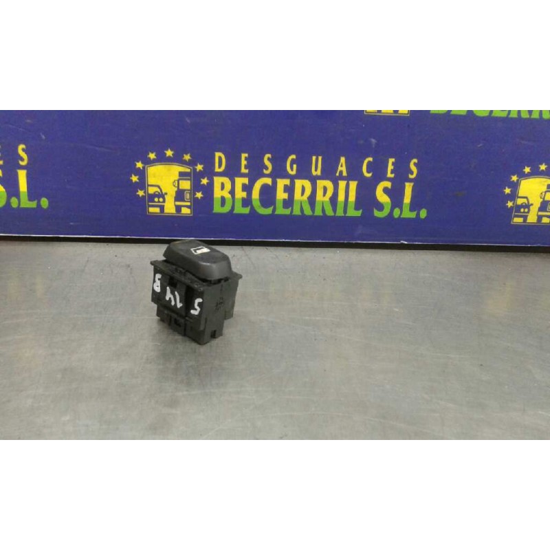 Recambio de mando elevalunas delantero derecho para citroen xsara berlina 1.6i 16v sx referencia OEM IAM   
