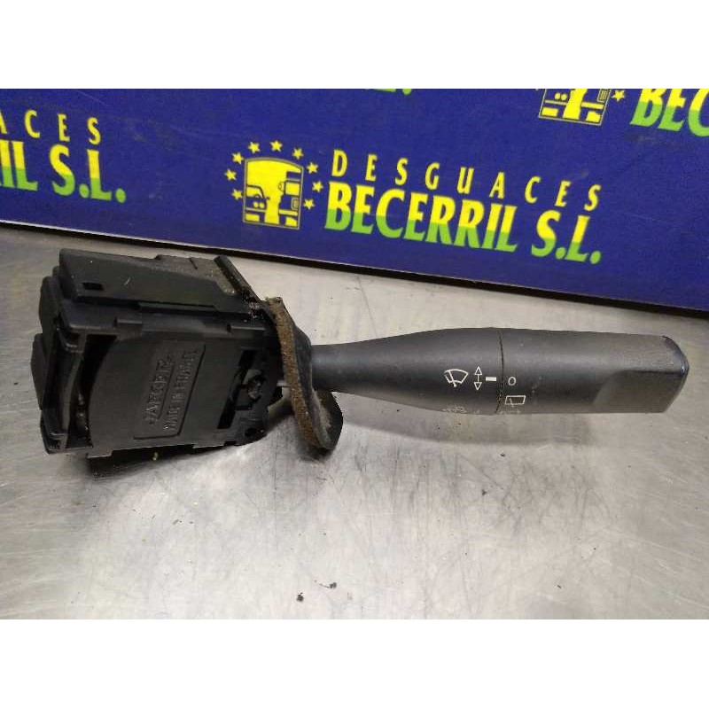 Recambio de mando limpia para citroen berlingo 1.9 d multivolumen referencia OEM IAM 33779502 Recambio de mando limpia para citroen berlingo 1.9 d multivolumen referencia OEM IAM 33779502