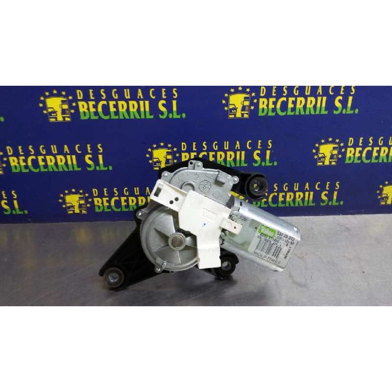 Recambio de motor limpia trasero para renault clio iii confort dynamique referencia OEM IAM 8200311486  