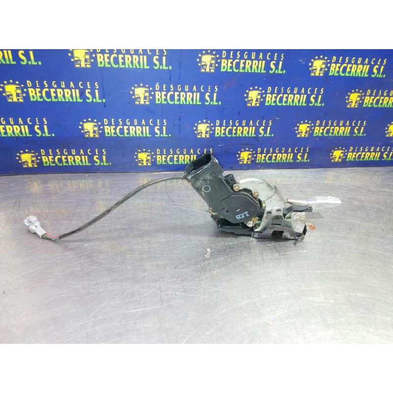 Recambio de cerradura puerta delantera derecha para toyota land cruiser (j9) 3.0 turbodiesel referencia OEM IAM Recambio de cerradura puerta delantera derecha para toyota land cruiser (j9) 3.0 turbodiesel referencia OEM IAM