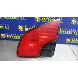 Recambio de piloto trasero central derecho para peugeot 406 break (s1/s2) sr pack referencia OEM IAM   