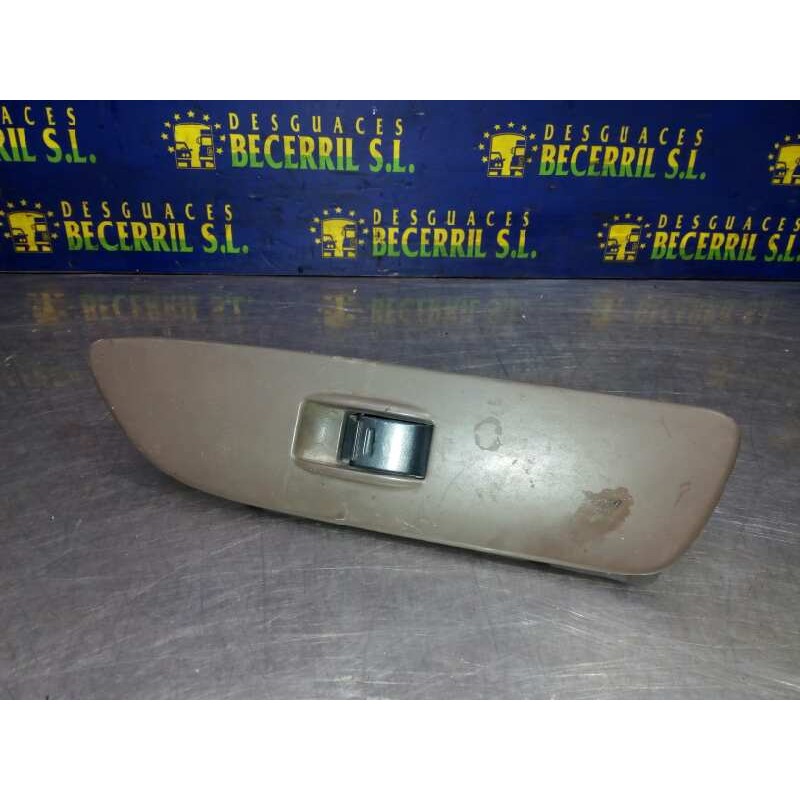 Recambio de mando elevalunas delantero derecho para toyota land cruiser (j9) 3.0 turbodiesel referencia OEM IAM Recambio de mando elevalunas delantero derecho para toyota land cruiser (j9) 3.0 turbodiesel referencia OEM IAM