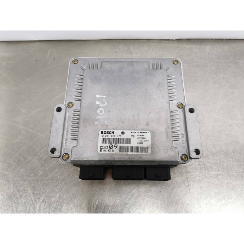 Recambio de centralita motor uce para peugeot 307 (s1) xt referencia OEM IAM 9644606180 0281010779 EDC15C209