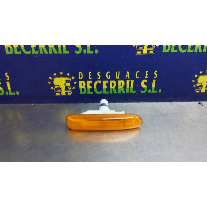 Recambio de piloto lateral derecho para bmw serie 3 coupe (e46) 318 ci referencia OEM IAM 63138370720 Recambio de piloto lateral derecho para bmw serie 3 coupe (e46) 318 ci referencia OEM IAM 63138370720