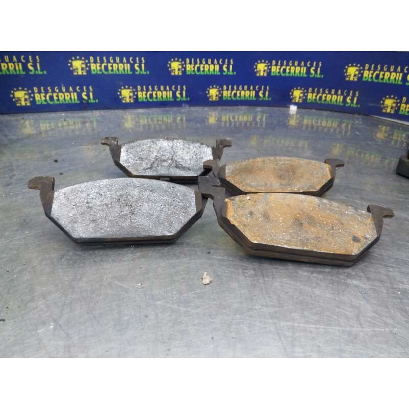 Recambio de pastillas de freno delanteras para volkswagen polo (9n1) gt referencia OEM IAM Recambio de pastillas de freno delanteras para volkswagen polo (9n1) gt referencia OEM IAM