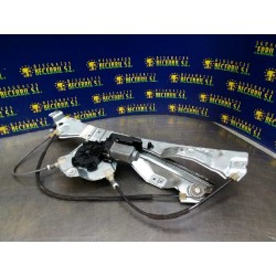 Recambio de elevalunas delantero izquierdo para renault clio iii confort dynamique referencia OEM IAM 8200843592  