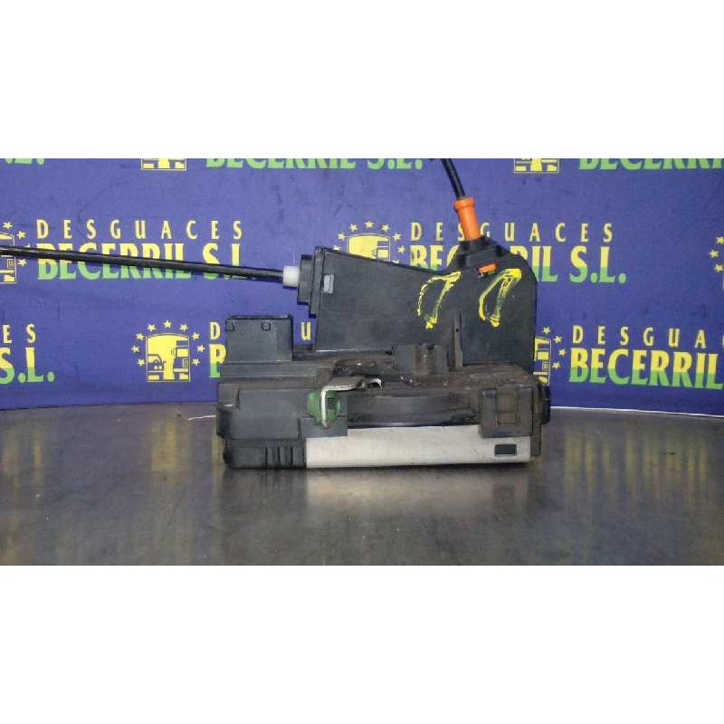Recambio de cerradura puerta delantera derecha para opel corsa c cosmo referencia OEM IAM 13154792  