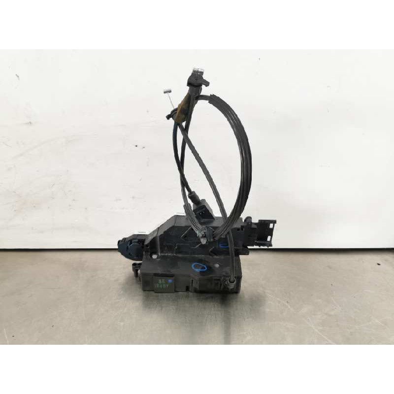 Recambio de cerradura puerta delantera derecha para peugeot 207 confort referencia OEM IAM Recambio de cerradura puerta delantera derecha para peugeot 207 confort referencia OEM IAM