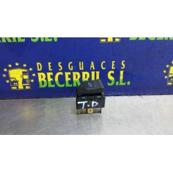 Recambio de mando elevalunas trasero derecho para audi a4 berlina (b5) 1.9 tdi quattro referencia OEM IAM 4DO959855  