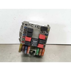 Recambio de caja reles / fusibles para fiat punto berlina (188) 1.9 jtd hlx (i) referencia OEM IAM 46760257  