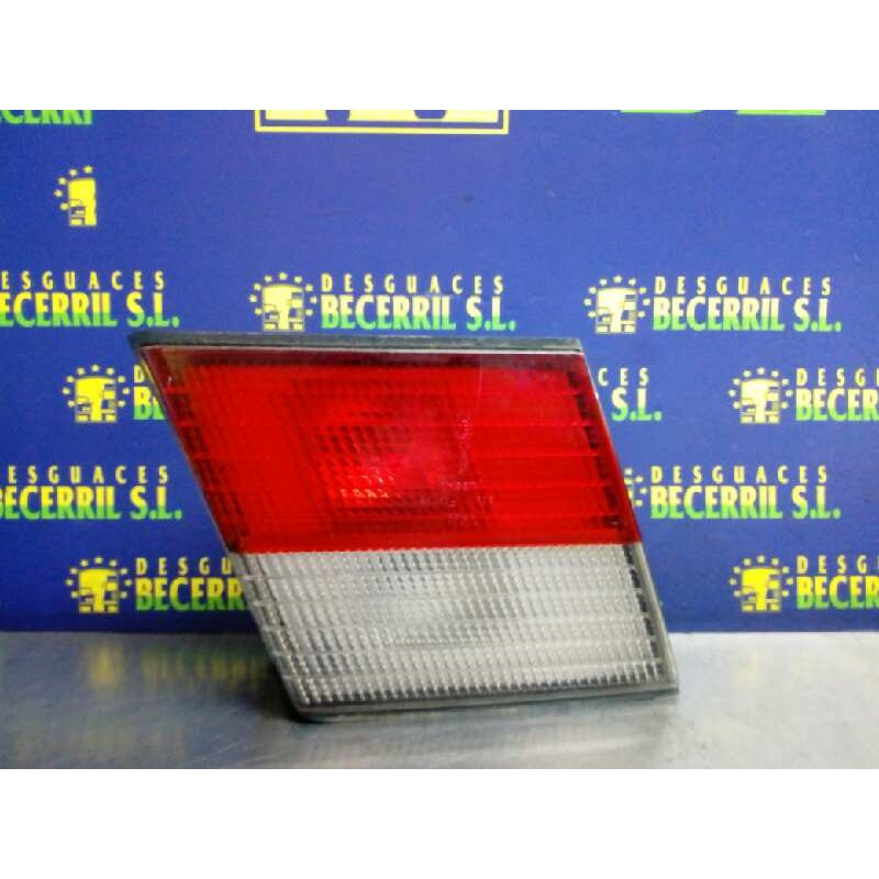 Recambio de piloto trasero central izquierdo para nissan primera berlina (p11) gx referencia OEM IAM Recambio de piloto trasero central izquierdo para nissan primera berlina (p11) gx referencia OEM IAM