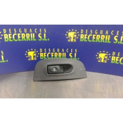 Recambio de mando elevalunas delantero derecho para renault megane i fase 2 berlina (ba0) 1.9 dci fairway referencia OEM IAM   
