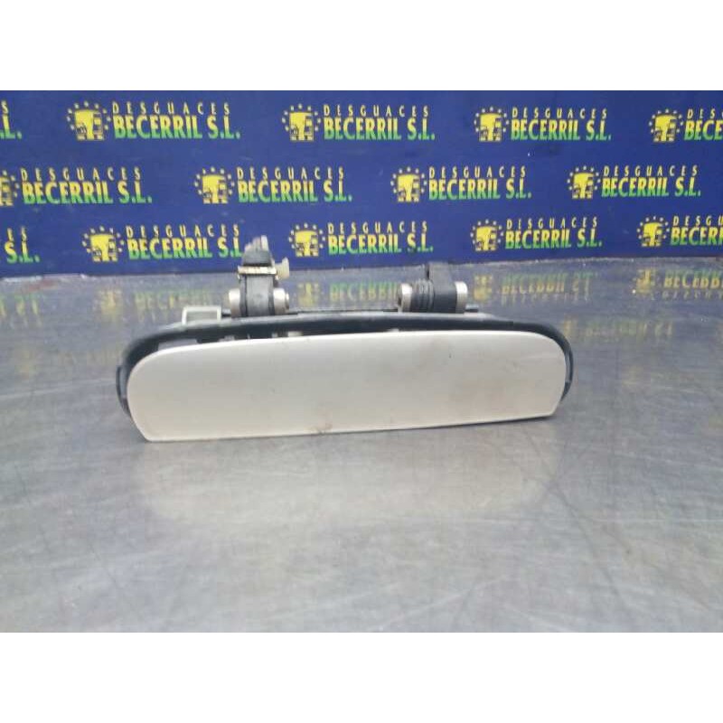 Recambio de maneta exterior delantera derecha para audi a6 berlina (4b2) 2.4 (100kw) referencia OEM IAM Recambio de maneta exterior delantera derecha para audi a6 berlina (4b2) 2.4 (100kw) referencia OEM IAM