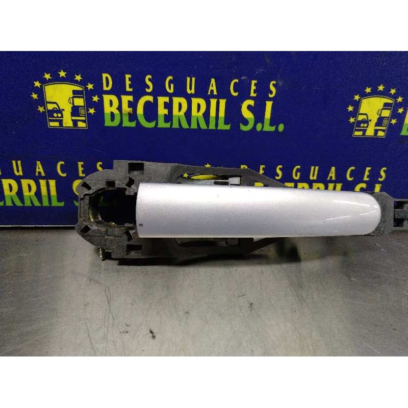 Recambio de maneta exterior delantera derecha para volkswagen passat berlina (3b2) comfortline referencia OEM IAM Recambio de maneta exterior delantera derecha para volkswagen passat berlina (3b2) comfortline referencia OEM IAM