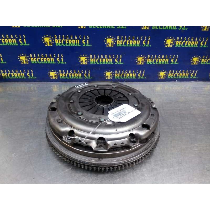 Recambio de kit embrague para ford mondeo berlina (ge) ambiente referencia OEM IAM Recambio de kit embrague para ford mondeo berlina (ge) ambiente referencia OEM IAM
