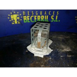 Recambio de resistencia calefaccion para renault trafic caja cerrada (ab 4.01) doble cabina l1h1 2,7t referencia OEM IAM 7701050