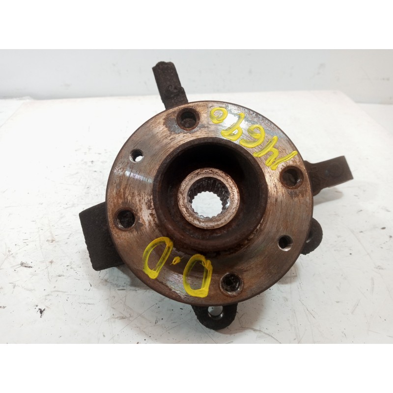 Recambio de mangueta delantera derecha para dacia sandero básico referencia OEM IAM Recambio de mangueta delantera derecha para dacia sandero básico referencia OEM IAM