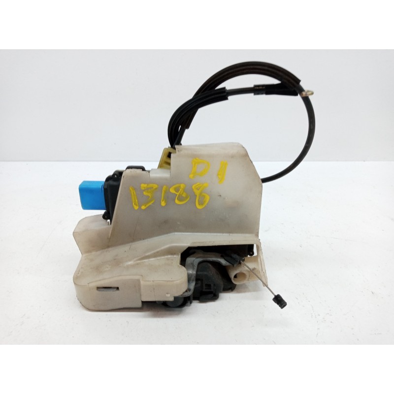 Recambio de cerradura puerta delantera izquierda para volkswagen passat berlina (3b3) advance referencia OEM IAM Recambio de cerradura puerta delantera izquierda para volkswagen passat berlina (3b3) advance referencia OEM IAM