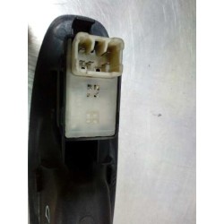 Recambio de mando elevalunas delantero derecho para hyundai accent (x3) 1.3 gls automático referencia OEM IAM   