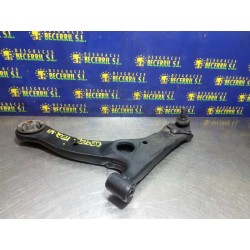 Recambio de brazo suspension inferior delantero izquierdo para toyota corolla (e12) 2.0 d-4d linea sol berlina referencia OEM IA