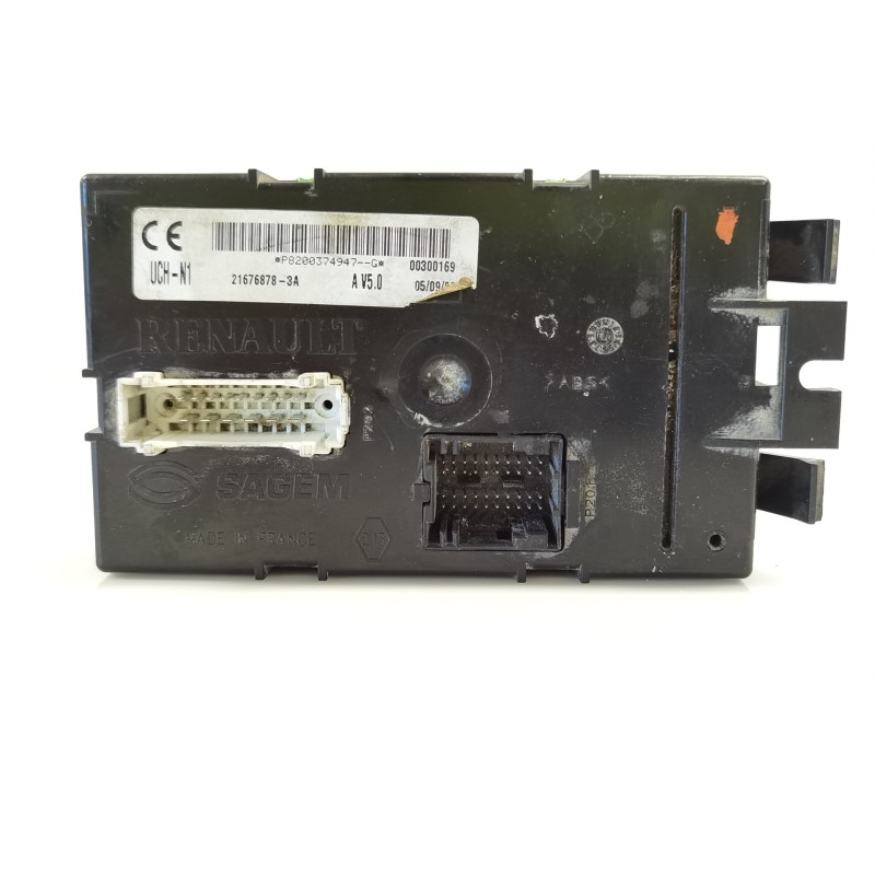 Recambio de uch para renault trafic combi (ab 4.01) 1.9 diesel referencia OEM IAM P8200374947G 216768783A 8200374947G
