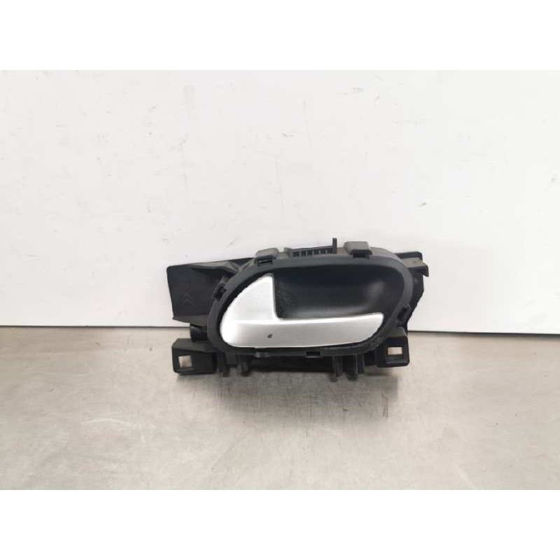 Recambio de maneta interior trasera izquierda para peugeot 207 sw confort referencia OEM IAM Recambio de maneta interior trasera izquierda para peugeot 207 sw confort referencia OEM IAM