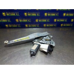 Recambio de elevalunas trasero derecho para toyota corolla (e12) 2.0 d-4d linea sol berlina referencia OEM IAM 6983002100  