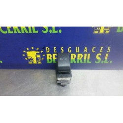 Recambio de mando elevalunas trasero izquierdo para toyota corolla (e12) 2.0 d-4d linea sol berlina referencia OEM IAM 37077A163