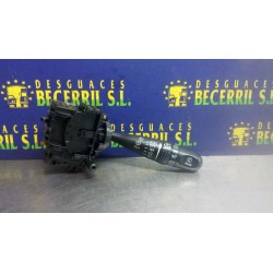 Recambio de mando limpia para toyota corolla (e12) 2.0 d-4d linea sol berlina referencia OEM IAM 173647  