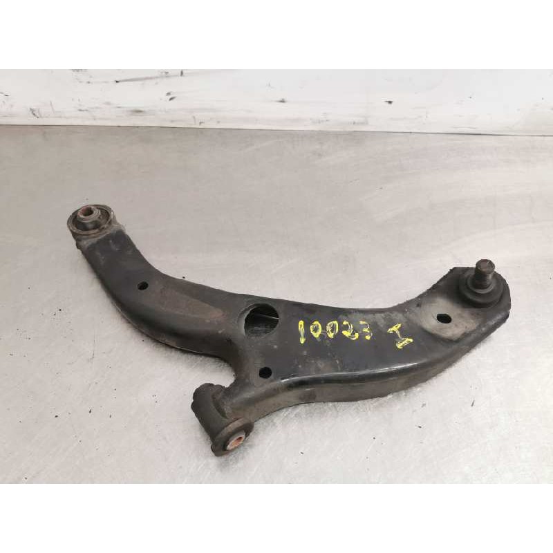 Recambio de brazo suspension inferior delantero izquierdo para mazda premacy (cp) td active referencia OEM IAM Recambio de brazo suspension inferior delantero izquierdo para mazda premacy (cp) td active referencia OEM IAM